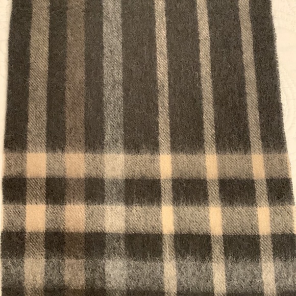 Ballantrae Edinburgh 100% Lambswool Scarf 8” x 60” - Picture 7 of 7